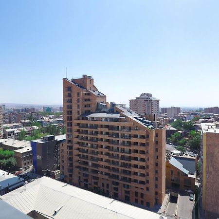 Stay Inn Apartments On Amiryan 26/4 Ереван Экстерьер фото