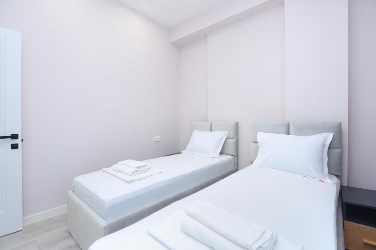 Stay Inn Apartments On Amiryan 26/4 Ереван Экстерьер фото