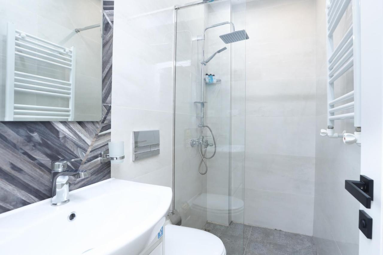 Stay Inn Apartments On Amiryan 26/4 Ереван Экстерьер фото